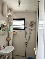 Blk 219 Lorong 8 Toa Payoh (Toa Payoh), HDB 4 Rooms #544918951